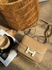 Picture of Hermes Handbags _SKUfw214636357fw